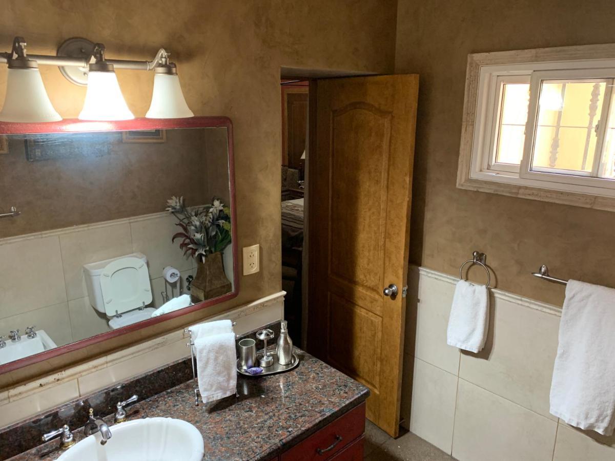 Bed and Breakfast Quinta Ugarte Lujan de Cuyo Екстер'єр фото