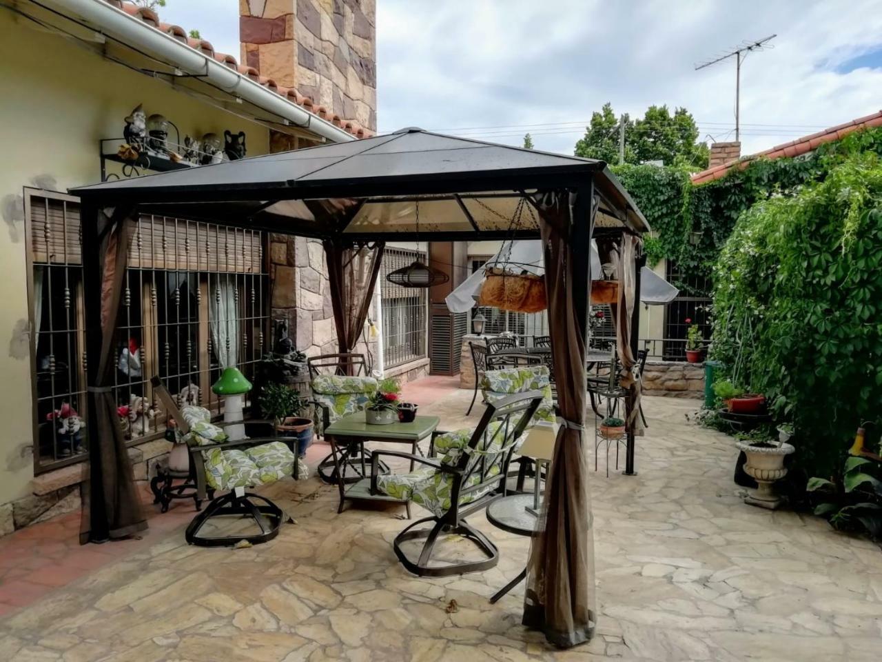 Bed and Breakfast Quinta Ugarte Lujan de Cuyo Екстер'єр фото